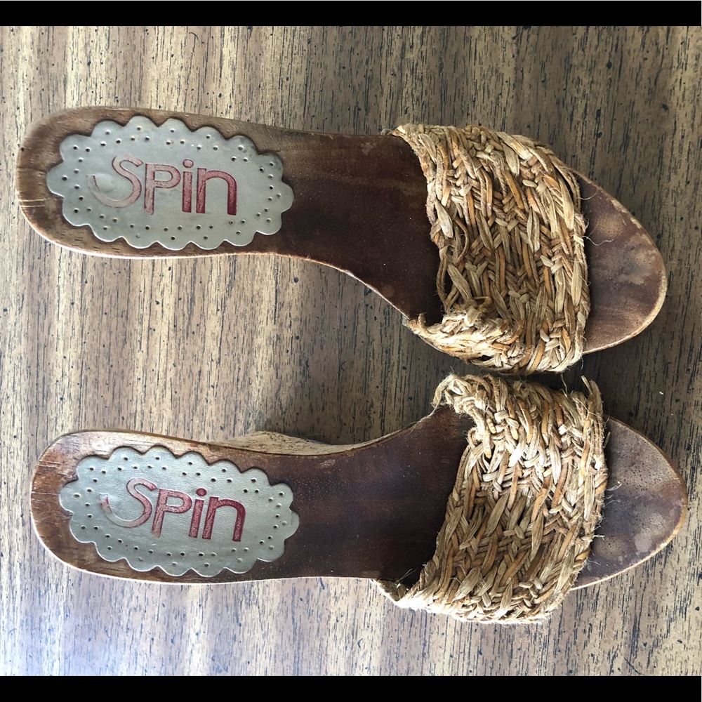 Spin Summer wedges